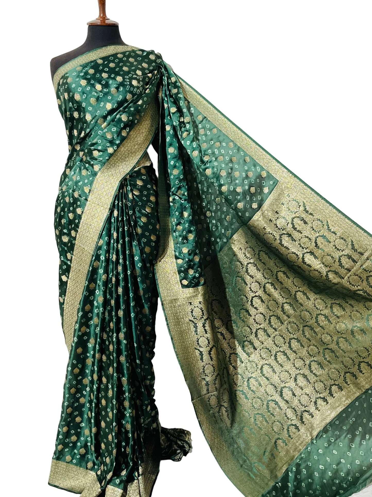 Luxury Emerald Green Banarasi Chunri Bandhej Saree