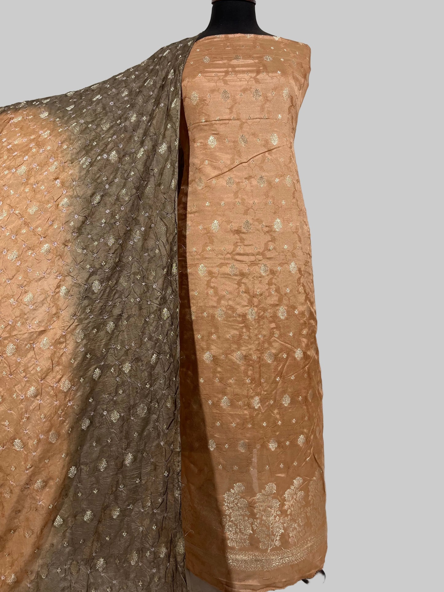 chunri banarsi 3 piece suit
