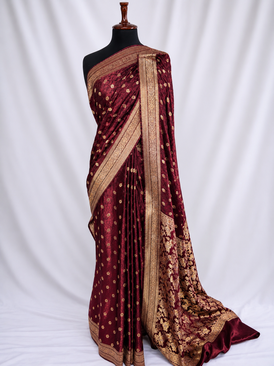 Royal Maroon Banarasi Silk Saree ✨